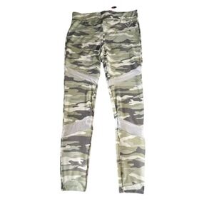 GUESS Camo Leggings | Medium | NWT | Designer Mesh Yoga Lounge Pants